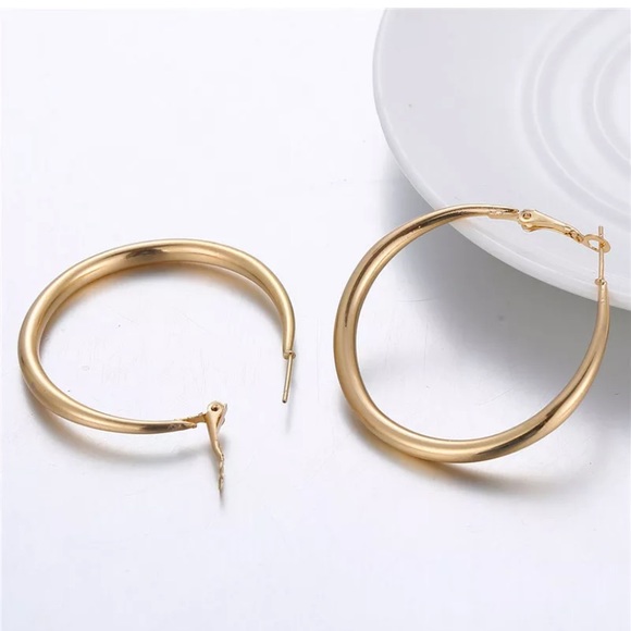 18k Circle Geometry Metal Drop Dangle Earrings - Picture 4 of 5